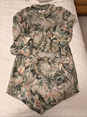 F&F Tropical jungle Floral & Leopard Print Pajama Set in Green and Cream